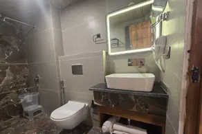 Hotel Vishnu Sarovar - Badezimmer