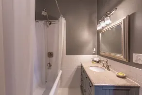 Steele Mansion Inn & Gathering Hub - Bathroom