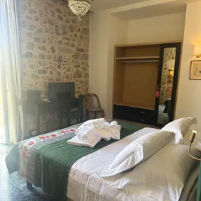 Kemani Villa Sara - Boutique Guest House - Room