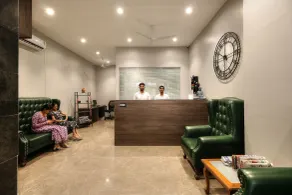  MAGNUS FORTUNE HOUSE, BUSINESS HOTEL - Reception