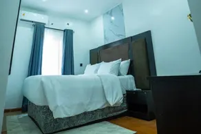 PEPE Suites - Room