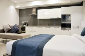 The Lodge Suites - Værelse