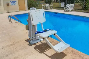 Super 8 by Wyndham Walterboro - Pool