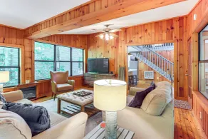 Cartecay River Retreat w/ Yard & Screened Porch! - Interior