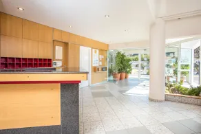 Irinna Hotel-Apartments - Réception