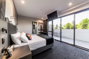 Sage Hotel James Street - Room