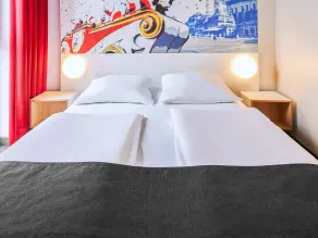 B&B Hotel Mainz-Hbf - Quarto