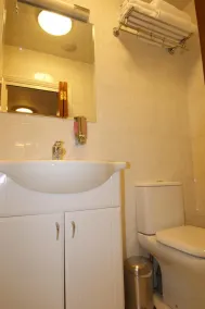 Aspen Hotel - Bathroom