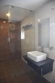 Aalcajars Inn - Bathroom