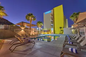 City Express by Marriott La Paz - Piscine
