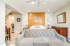 Pet-friendly Garden Studio ~ 25 Mi to Boston! - Innvendig