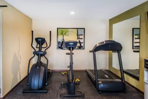 Quality Inn Streetsboro - Kent - Salle de remise en forme