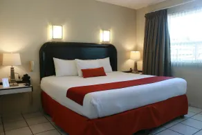 Howard Johnson Leon Avenida - Chambre
