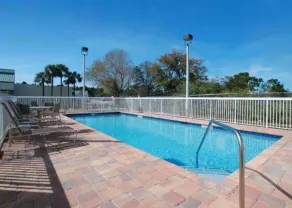 Comfort Suites Palm Bay - Melbourne - Piscine