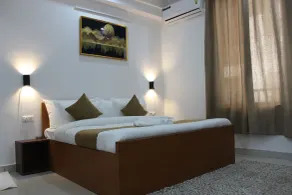 Aura Luxury Studio Near Artemis Hospital - Værelse