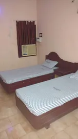 Velan Lodge - Room