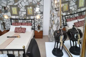 Studios Pasas - Rom