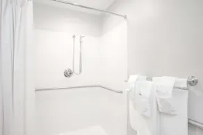 Microtel Inn & Suites by Wyndham Gardendale - Birmingham North - Salle de bain