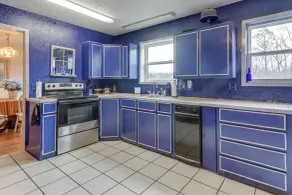 Rural Group Getaway w/ Creek Access in Berryville! - Innenbereich