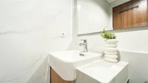 Urban Industrial Touch 1Br Apartment At The Smith Alam Sutera - Badeværelse