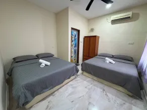 Cozy Johor Bahru Home with Family Room and unblock balcony View - Værelse