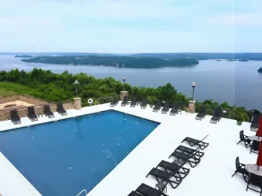 Lodge at Lake Guntersville State Park - Pool