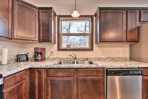 Family-friendly Lakefront Home With Deck! - Innvendig