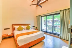 Celebrity Resort - Room