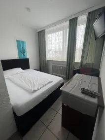 Hotel Main Taunus  - Chambre