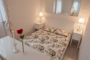 4 Couples Hostel - Room