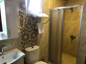 GÜVEN HOTEL - Bathroom