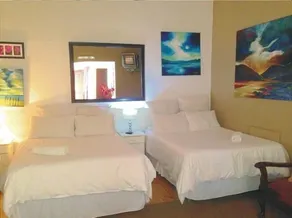 44 on Ennis Guest Lodge and Restaurant - - Room