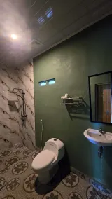 Bale Sunset Inn - Trekking, Bar & Restaurant - Bathroom