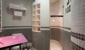 JC Rooms Santa Ana - Salle de bain