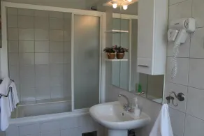 Villa Mandolina Apartments - Badeværelse