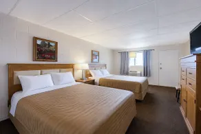 First Inn By OYO Quinter Hwy 70 - Camera