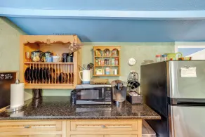 Historic Cabin w/ Yard: 1 Mi to Lake Spavinaw! - Innvendig