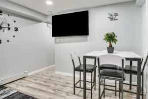 Work & Play in Baldwin! Cozy Apartment w/ Grill - Interiør