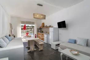 Fani Dream Suite - Rom