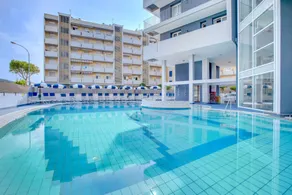Hotel Ambassador - Piscine