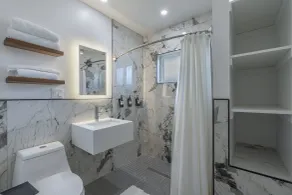Ash & Ko Boutique Lodging - Baño