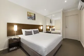 Quest Singleton - Room