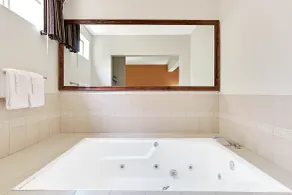 MC Pacific Inn & Suites Torrance - Chambre