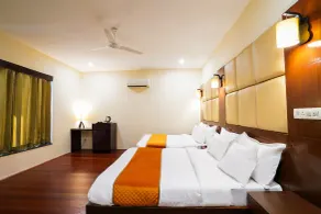Fabhotel Polovictory Palace - Room