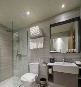 Bahari Parade Hotel Managed by The Ascott Limited - Bathroom