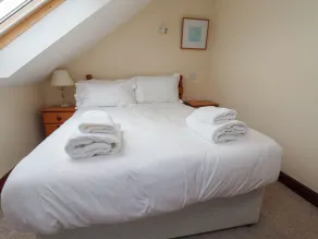 Shipswheel Cottage at Broadings Farm - Rum