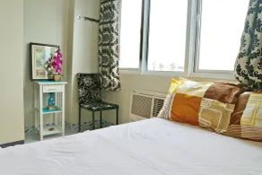 CondoDeal at Sea Residences - Zimmer