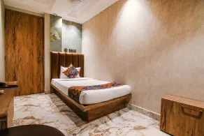 FabHotel Prime Krishna Regency - Nr Krishnanagar Bus Stand - Habitación