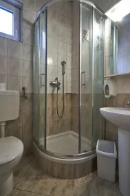 Pansion Rose - Bathroom