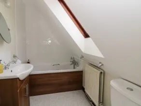 The Lodge off High Street - Bathroom